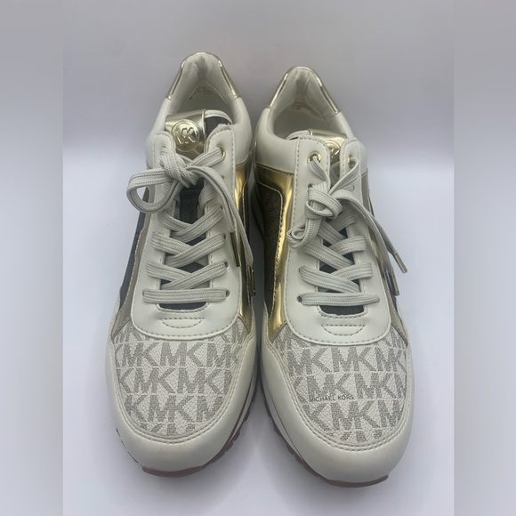 Michael Kors signature Maddy sneakers - Picture 1 of 6